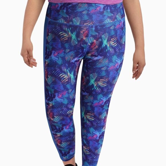 Solspry Inspire Women's Plus Size Tropical Print Performance 3/4 Length Leggings - Picture 2 of 8